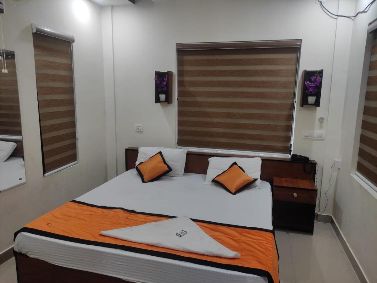 Pms Dhabi Residency Hotel Kottakkal Exterior photo